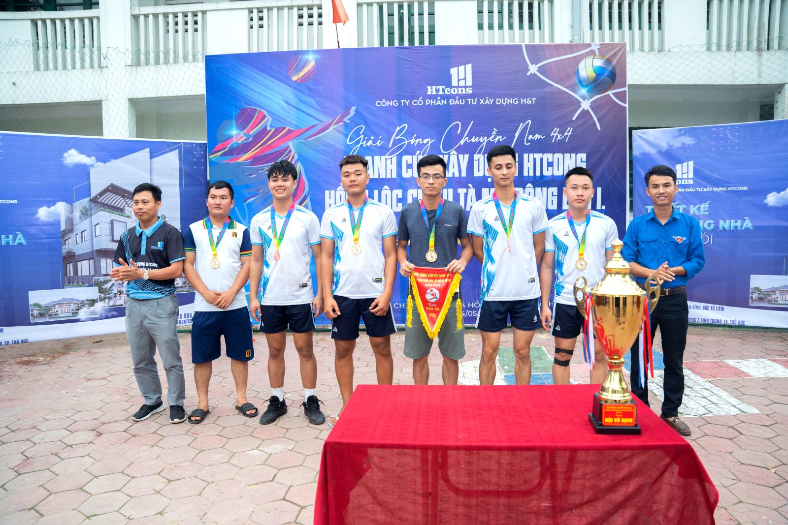 giải bóng chuyền htcons