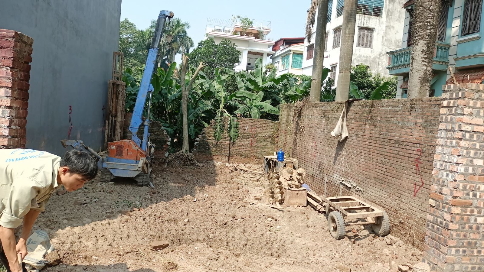 hình ảnh thi công biệt thự anh Tuyến 1