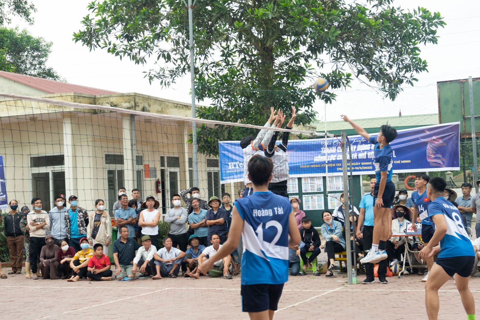 bế mạc, trao giải bóng chuyền 4