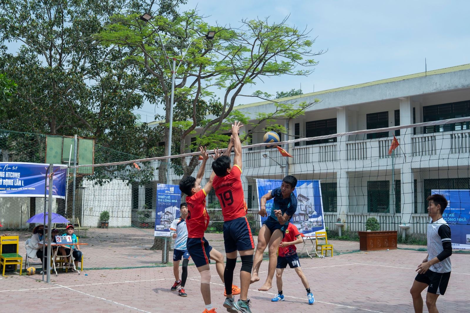 bế mạc, trao giải bóng chuyền 2
