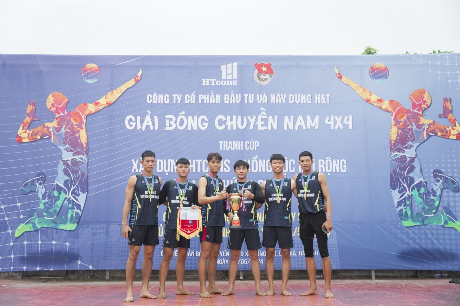 Nhà vô địch HTcons