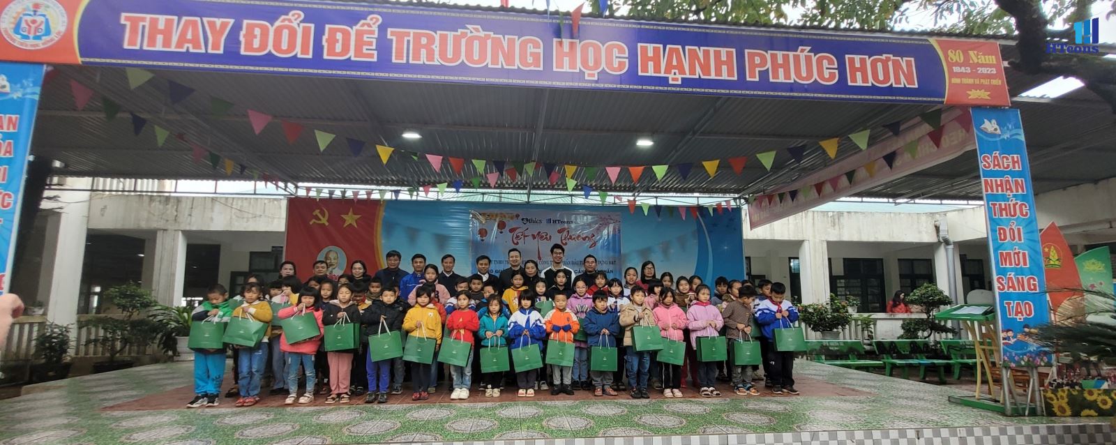 hành trình sẻ chia yêu thương 6