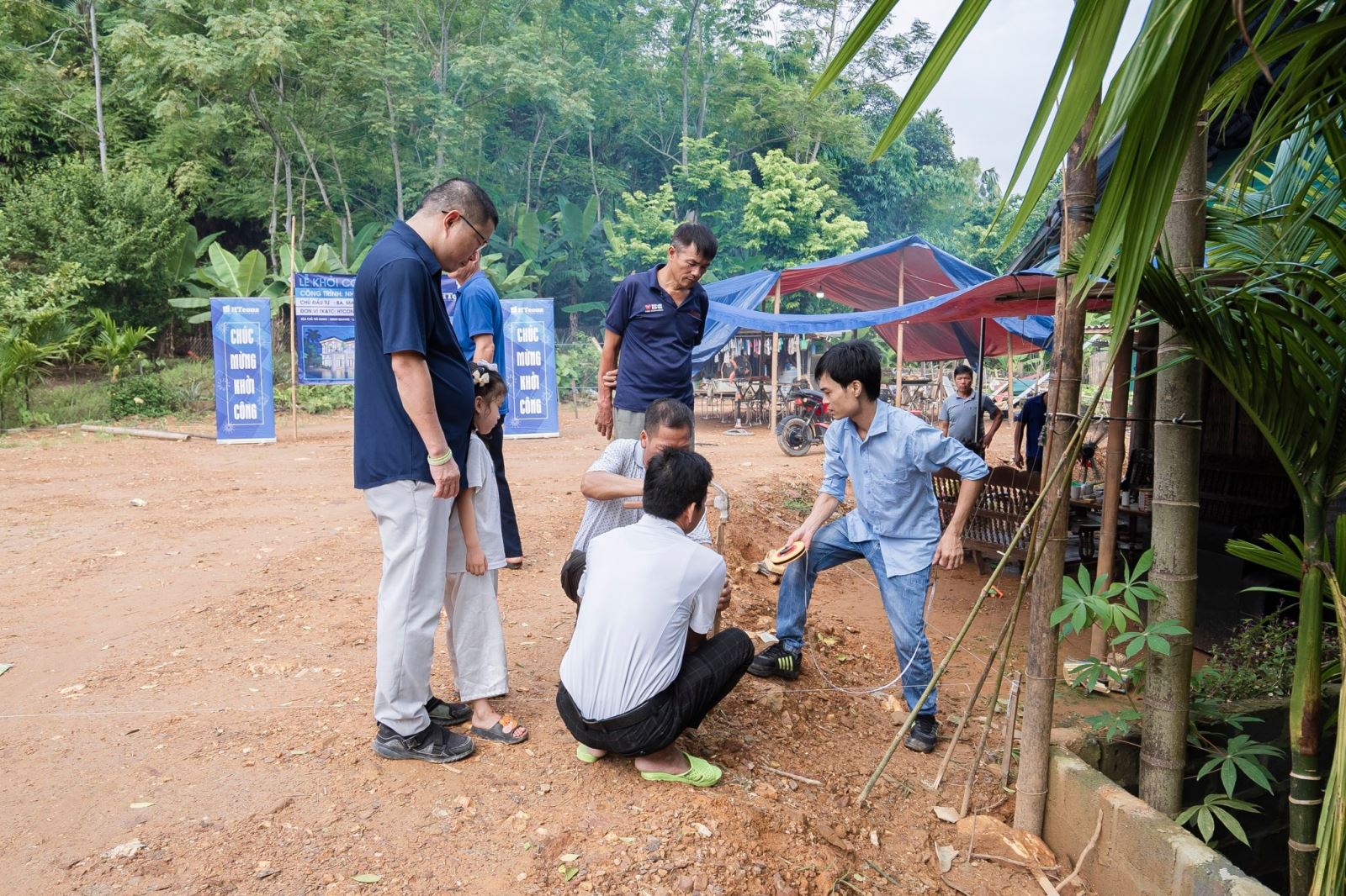 lễ khởi công nhà chị Liên Tuyên Quang 5