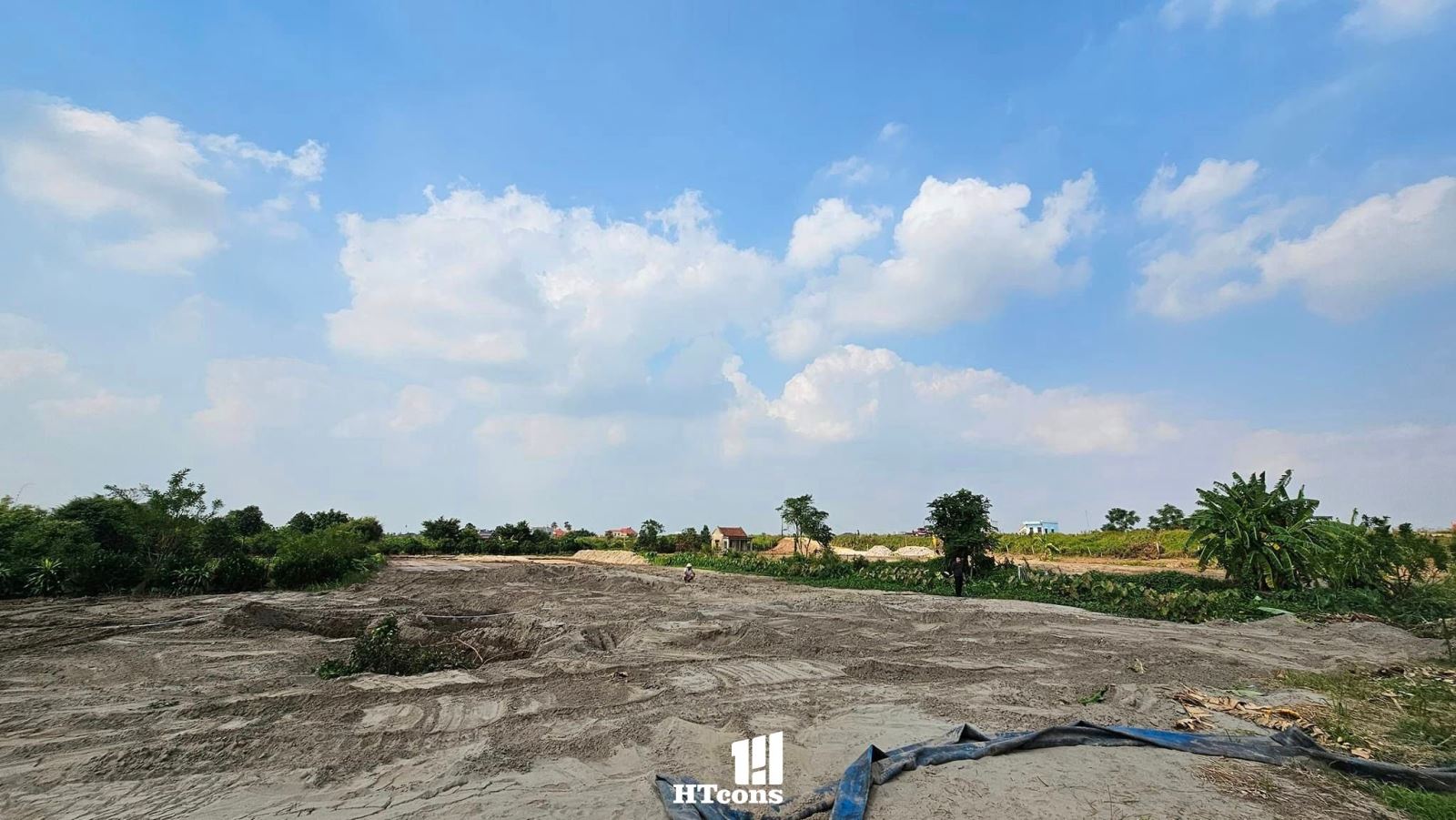 khu đất 11000m2