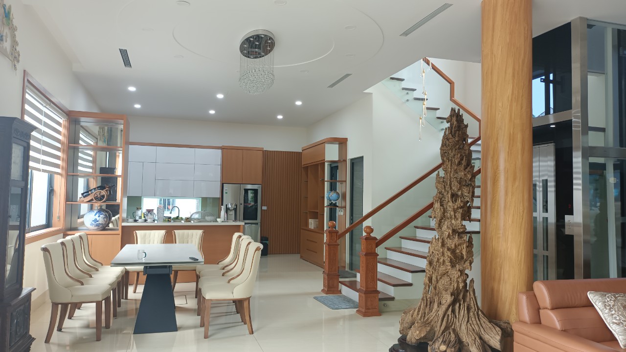 hình ảnh hoàn thiệt biệt thự anh Tuyến 5
