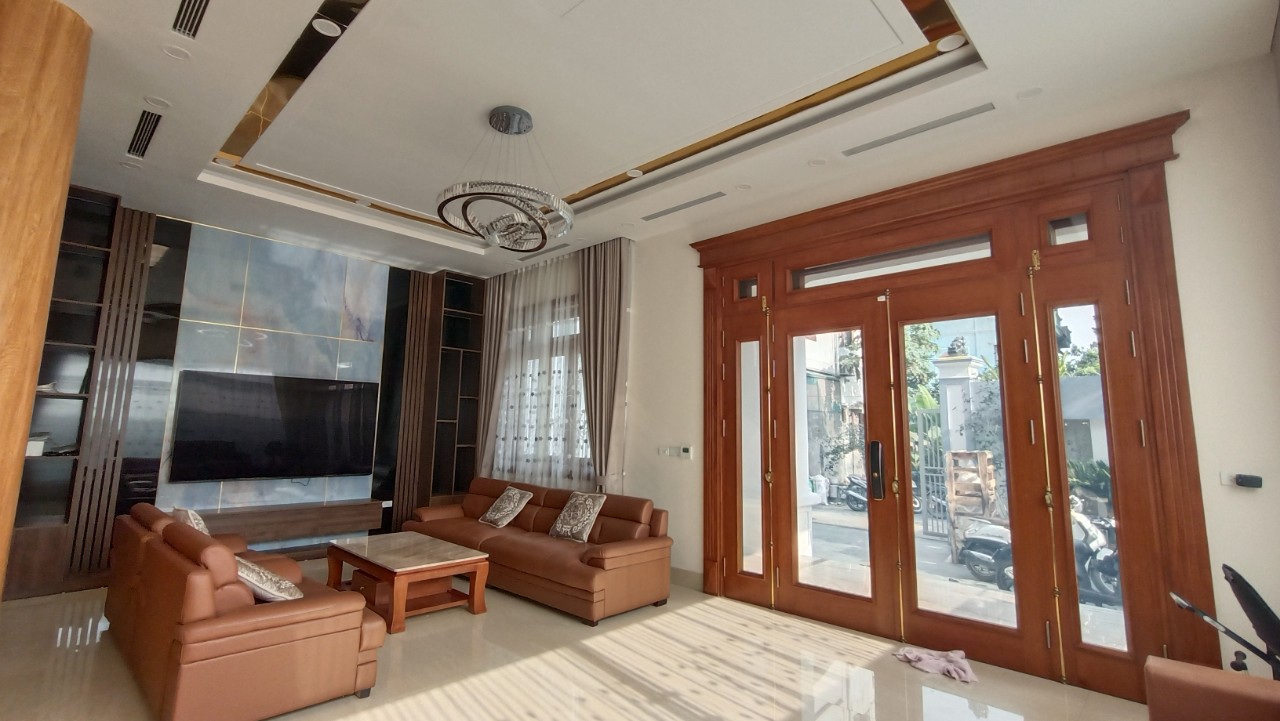 hình ảnh hoàn thiệt biệt thự anh Tuyến 3