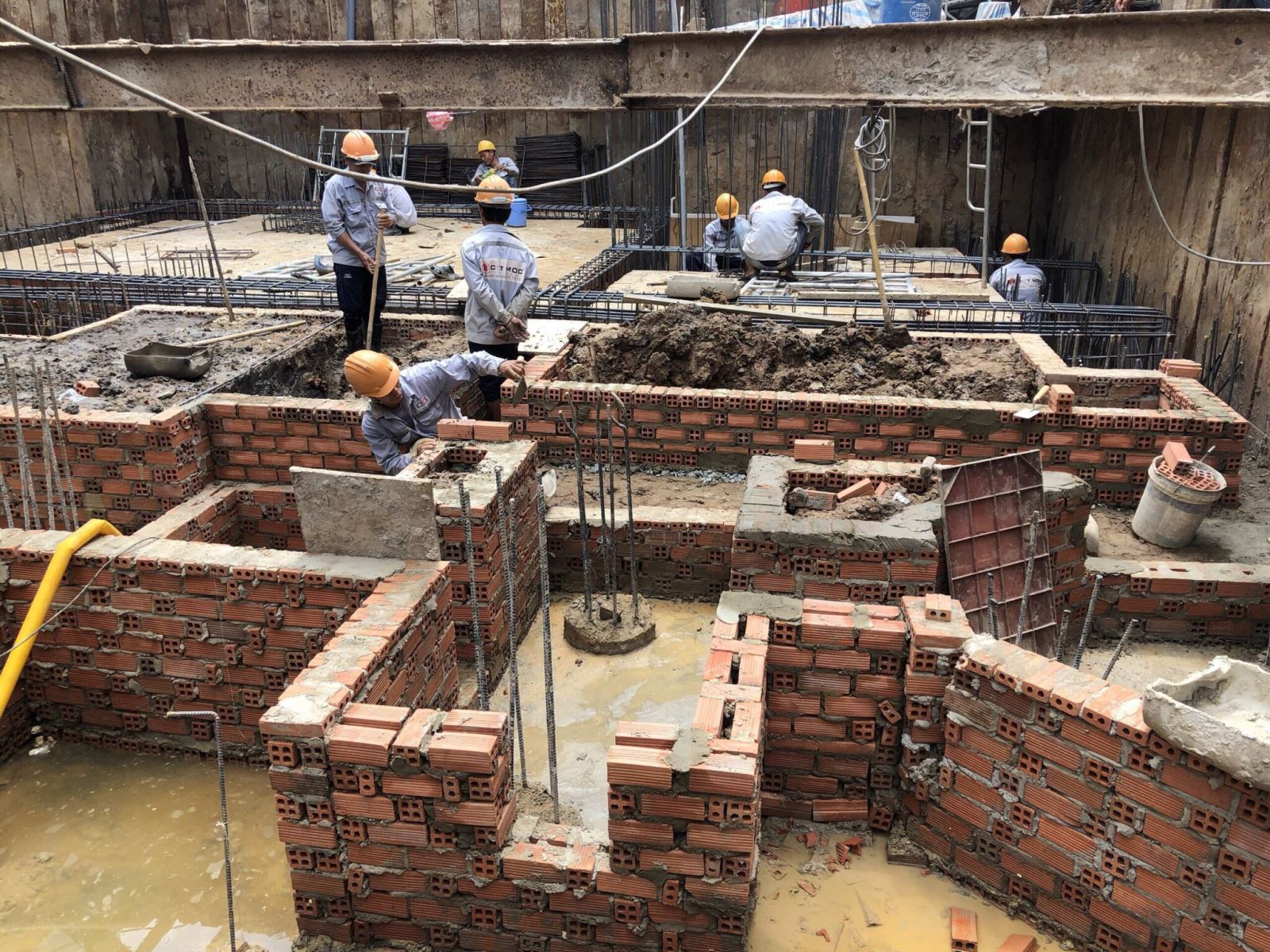 tầm quan trọng của nghiệm thu công tác móng