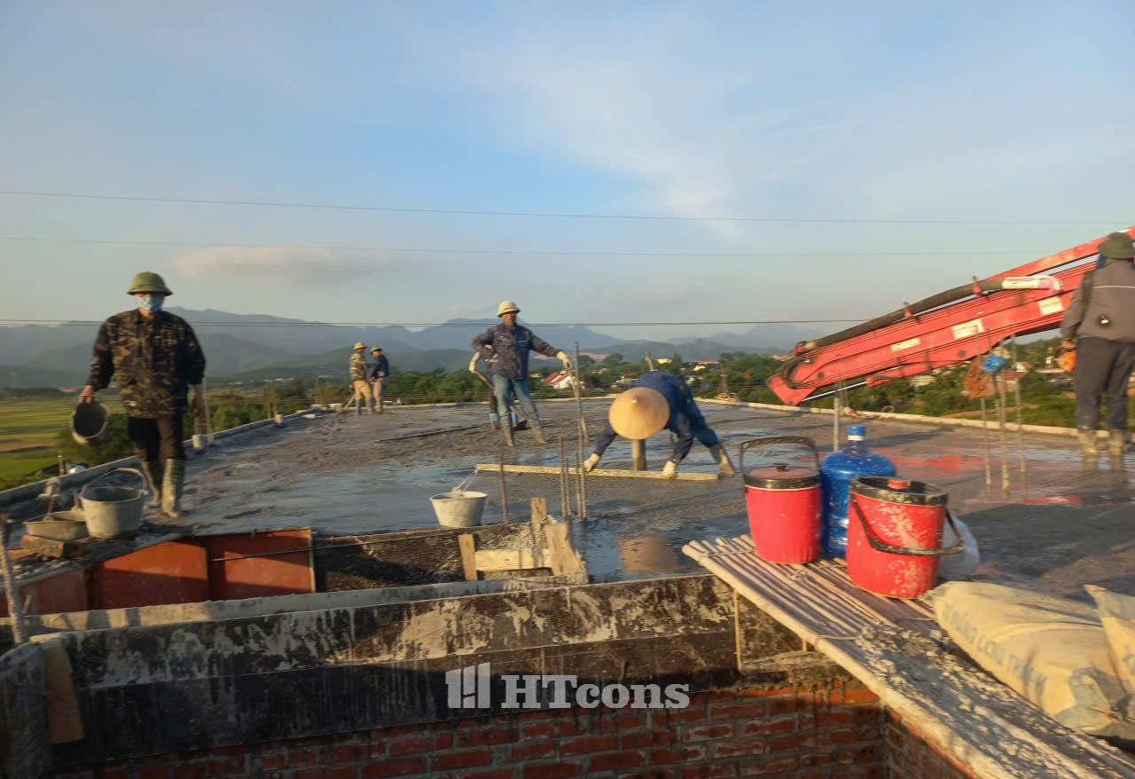 Đổ bê tông sàn mái