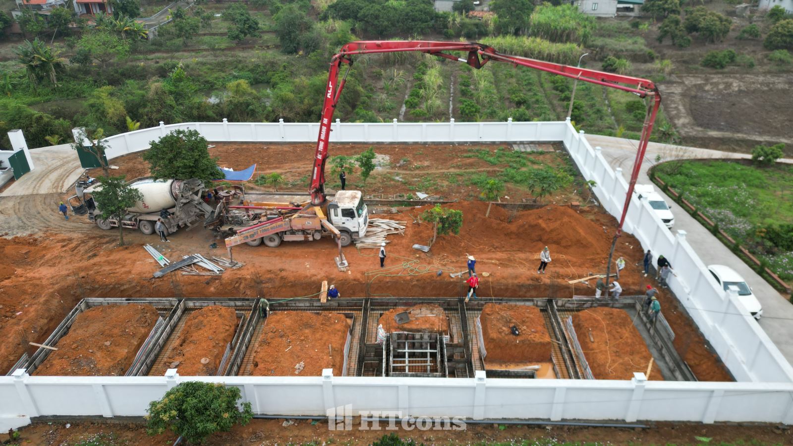 Đổ móng dự án Trung tâm chăm sóc người già tự nguyện
