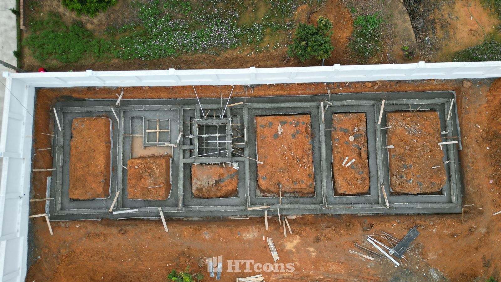 Đổ móng dự án Trung tâm chăm sóc người già tự nguyện
