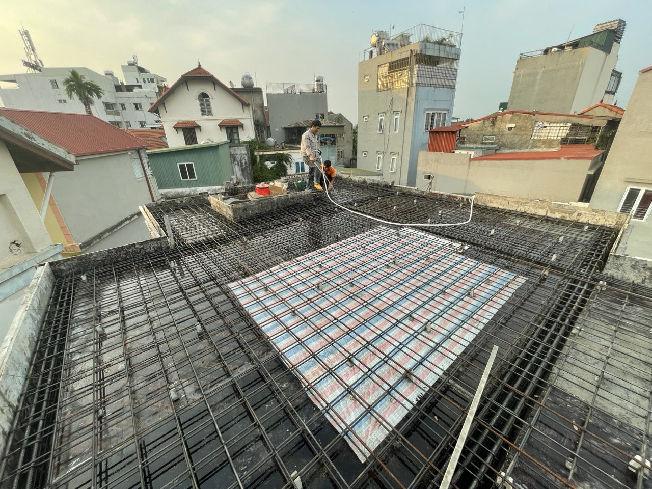 hình ảnh thi công biệt thự anh Hiếu 2