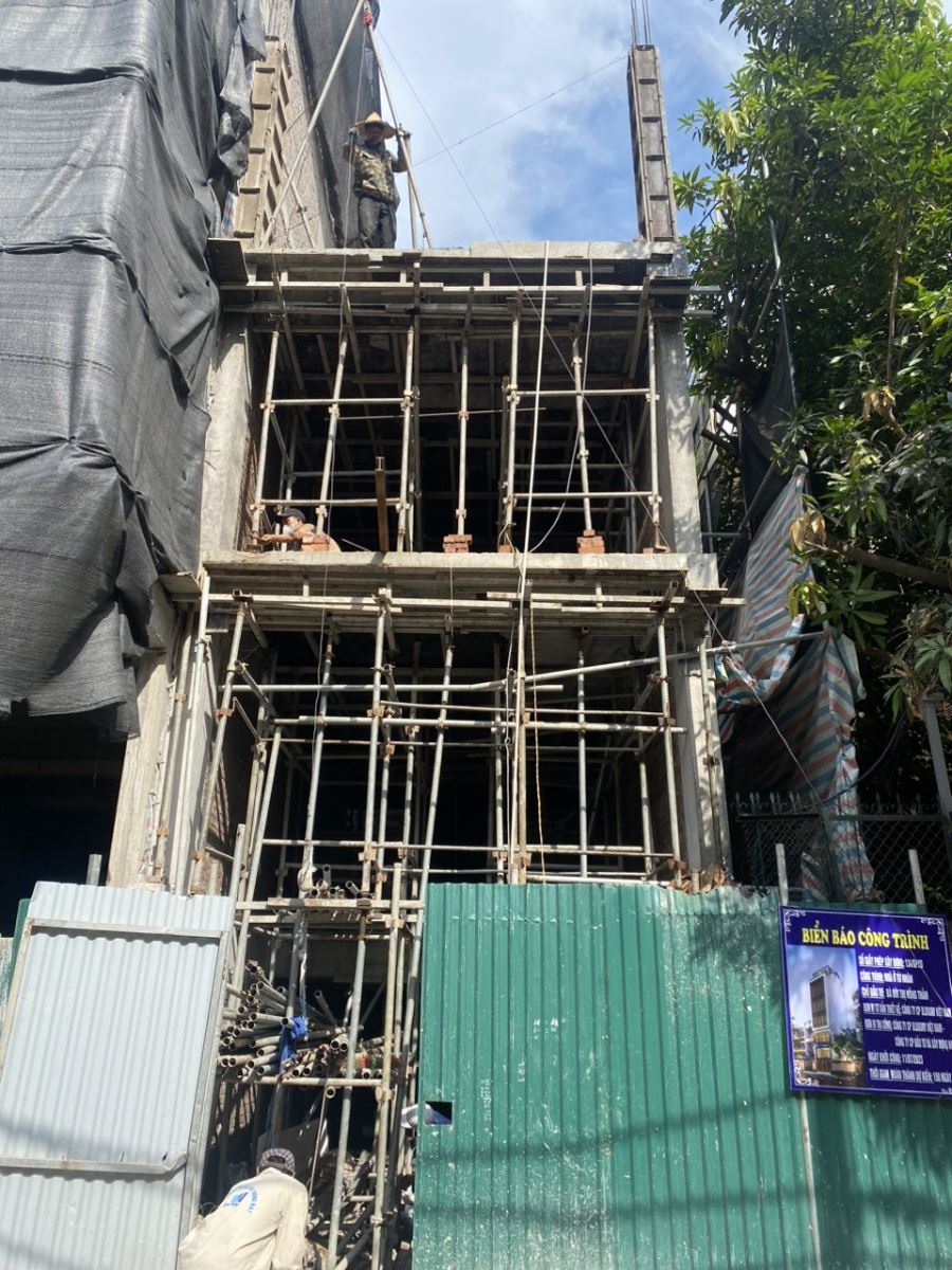 thi công nhà phố chị Thắm 9